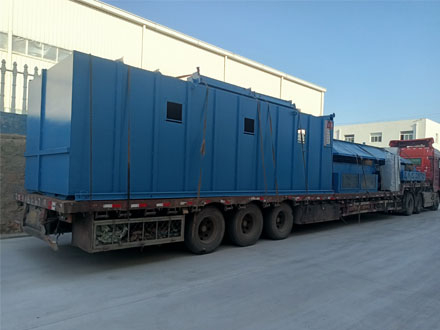 钢管喷砂机发货